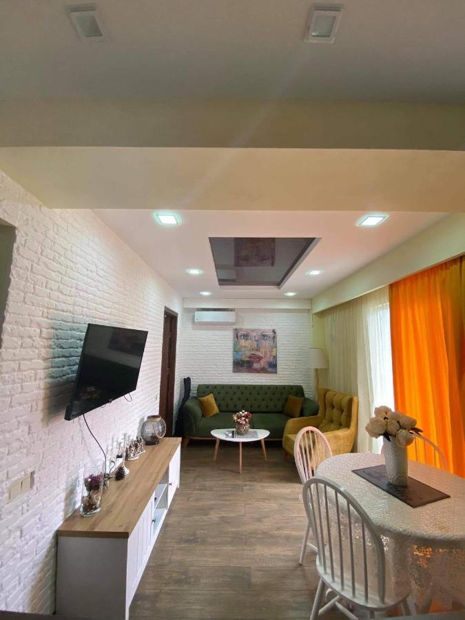 Апартаменты Apartament Victoria Тбилиси Экстерьер фото
