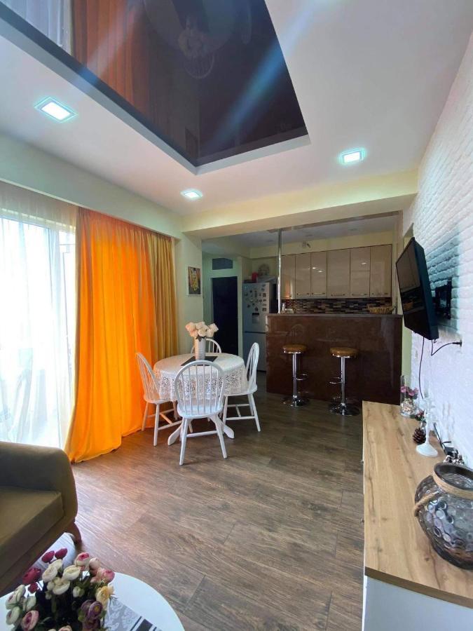 Апартаменты Apartament Victoria Тбилиси Экстерьер фото